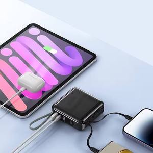 2024 nouveauté tout-en-un série <span class=keywords><strong>Powerbank</strong></span> vente chaude <span class=keywords><strong>15000</strong></span> MAh grande capacité câble intégré batterie externe 10W puissance de sortie - Product Image 5