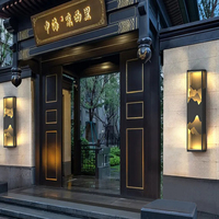 Lampu Dinding Dekorasi Modern Minimalis Lampu Sorot Eksterior Lampu Dinding LED Tahan Air Lampu Dinding Tenaga Surya Lampu Taman