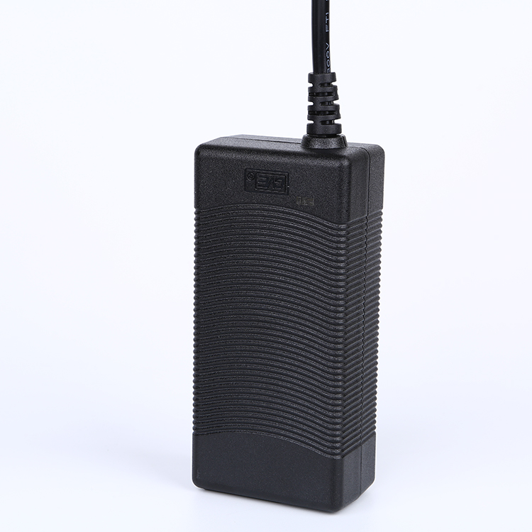 Зарядное устройство постоянного тока GVE 16,8 в 5 А, CCC CE RoHS для производителей зарядных устройств для литий-ионных батарей