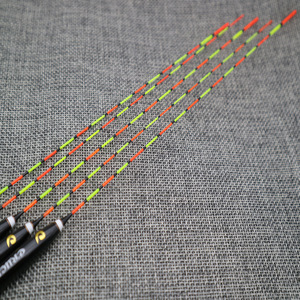 ナノスリムブラックフロート垂直ブイレイクボトムフィッシング敏感軽いバイツ野生のコイティラピア厚いテールマーカー混合 - Product Image 4