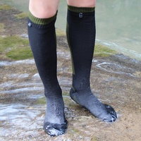 Chaussettes de sport professionnelles en nylon tricoté imperméables et respirantes, hauteur genou, personnalisables, absorbant la transpiration, pour le ski en extérieur (ODM)