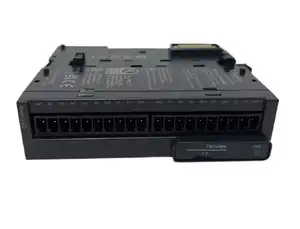 Módulo PLC TM3AM6G Modicon TM3, 4 entradas analógicas y 2 salidas analógicas, terminales de resorte