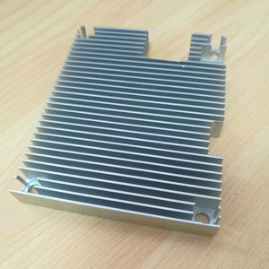 Armoire d'équipement en alliage d'aluminium, surface brossée, usinée CNC pour boîtiers électroniques - Product Image 4