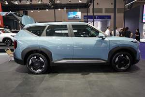 Kia Ev5 <span class=keywords><strong>Voiture</strong></span> Électrique 2025 Occasion <span class=keywords><strong>Pas</strong></span> <span class=keywords><strong>Cher</strong></span> Yueda Kia Ev5 530km SUV Tout-Terrain 2025 530 air 720 700 km Noir Prix <span class=keywords><strong>Longue</strong></span> Autonomie - Product Image 4