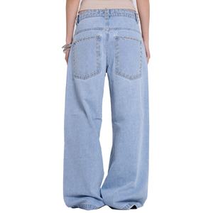 Jeans Personalizados de Fabricantes, Denim Azul Claro Deslavado, Jeans Cargo Holgados de Alta Calidad con Tachuelas - Product Image 2