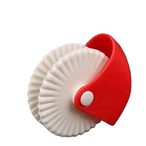 Lightweight Portable <b>Plastic</b> Kitchen With Protective Lid Pie Cutter Single <b>Wheel</b> Pizza Tool - Product Image 2