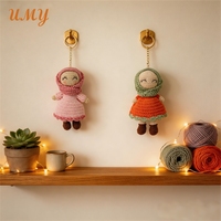Porte-clés en crochet fait main de style arabe, doux, écologique, durable, avec foulard de poupée, Coran musulman, cadeau pour enfants, Ramadan, Aïd, Amigurumi