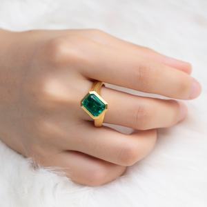 Anillo de Oro Blanco de 18K MSR-1217 con Esmeralda Cultivada en Laboratorio de 8*10, Joyería Personalizada - Product Image 5