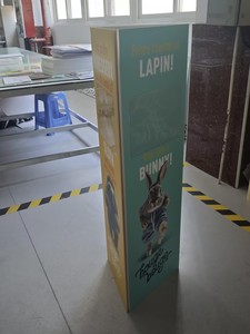 Panneau de signalisation triangulaire pliable TongJie, double face, personnalisé, résistant au vent et à la pluie, livraison économique pour les salons professionnels - Product Image 3