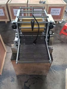 Máquinas Eléctricas para Hacer Tortillas de Harina de 30 cm con Motor en China - Product Image 3