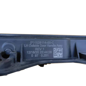 2025มือจับประตูอะไหล่รถยนต์สำหรับรถ Tesla รุ่น Y OE 1528114-00-B - Product Image 4