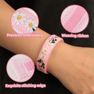 Texto personalizado Moda Blue <span class=keywords><strong>Eye</strong></span> Sorte Amizade Tecido Pulseira Aberta Charme Coração Bonito Bordado Pulseiras para Mulheres Acessórios - Product Image 2