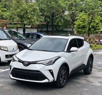 Vente Flash : Toyota C-HR 2023 2.0L CVT Édition Luxe, immatriculée janvier 2023, seulement 16 000 KM, SUV compact 5 portes 5 places