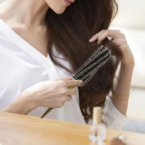 Salon de coiffure professionnel manche en bois peigne rond bouclé <span class=keywords><strong>crinière</strong></span> de sanglier peigne à boucles gonflées maison femme peigne à rouleau droit - Product Image 4