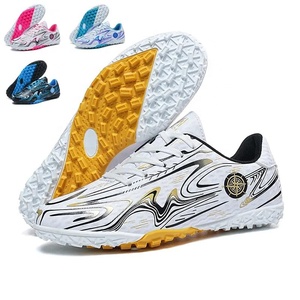 Venta al por mayor barato Futsal Training Sneakers para niños adultos FG/TF Spikes tobillo soporte fútbol zapatos para niños primavera invierno - Product Image 2
