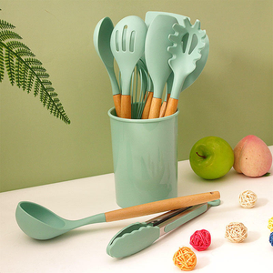 12-Piece Peralatan Dapur Set Spatula Sendok Silikon Alat Masak dengan Wadah Penyimpanan Gagang Kayu Peralatan Dapur Tahan Lama - Product Image 2