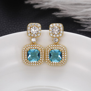 Orecchini Pendenti Geometrici Quadrati da Donna, Gioielli Eleganti alla Moda, Accessorio Statement per Uso Quotidiano - Product Image 4