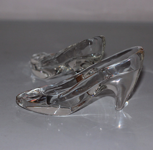 Оптовая продажа, стеклянные тапочки Золушки, обувь в подарок, обувь на высоком каблуке со стразами, статуэтки для свадебных сувениров - Product Image 2