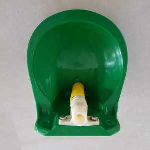 RS-33 Offre Spéciale volaille buveur pour mouton mamelon eau bol Durable automatique buveur bol eau bol pour mouton - Product Image 3