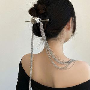 Nouvelle mode 2023 : Accessoire pour cheveux – Pince à cheveux à longue chaîne avec pampilles - Product Image 1
