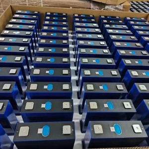 Grade 3.2V 230Ah LiFePO4 Oplaadbare Lithium-ion Cel 4000-Cycli Residentieel Energieopslagsysteem Model RPJ009 -35~65 - Product Image 5