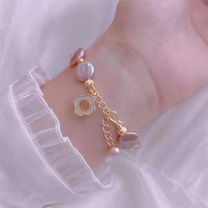 Bracelet de perles en forme de bouton baroque de conception haut de gamme Wenchi, bijoux de mode de luxe léger, modèle tendance rose et violet éblouissant - Product Image 3