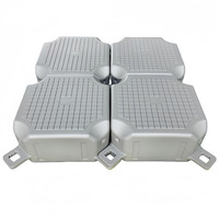 Cubes de quai flottant texturés 500x500x250