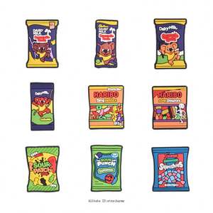 عرض حصري: زخارف أحذية على شكل شخصيات كرتونية رياضية وحلوى وردية وكرة قدم مشهورة - Product Image 1