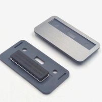 Badge magnétique en aluminium Office Alu-Print 72 x 38 mm avec clip et aimant puissant