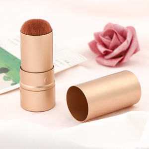 <span class=keywords><strong>Brocha</strong></span> de maquillaje <span class=keywords><strong>Kabuki</strong></span> <span class=keywords><strong>Base</strong></span> de aluminio dorado <span class=keywords><strong>Base</strong></span> de polvo sintético <span class=keywords><strong>Brocha</strong></span> de polvo retráctil portátil <span class=keywords><strong>Brocha</strong></span> <span class=keywords><strong>para</strong></span> <span class=keywords><strong>base</strong></span> de rubor - Product Image 1