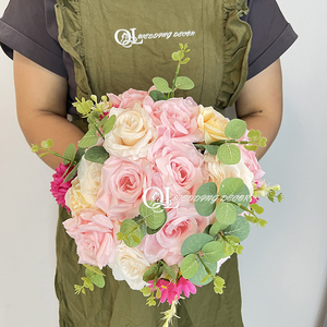 <span class=keywords><strong>Bouquet</strong></span> <span class=keywords><strong>de</strong></span> <span class=keywords><strong>roses</strong></span> conservées <span class=keywords><strong>de</strong></span> couleur douce <span class=keywords><strong>Bouquet</strong></span> <span class=keywords><strong>de</strong></span> fleurs <span class=keywords><strong>de</strong></span> <span class=keywords><strong>mariée</strong></span> <span class=keywords><strong>de</strong></span> mariage <span class=keywords><strong>rond</strong></span> - Product Image 3