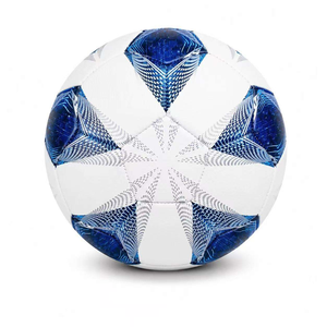 <span class=keywords><strong>Ballon</strong></span> <span class=keywords><strong>de</strong></span> <span class=keywords><strong>football</strong></span> résistant à l'usure pour intérieur et extérieur, adapté aux surfaces en asphalte, aux parkings, aux sols <span class=keywords><strong>de</strong></span> gymnase, aux terrains gazonnés et au jeu récréatif. - Product Image 2