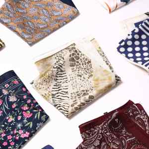 Foulard Quadrato Vintage con Stampa Floreale per Donne, <span class=keywords><strong>Blu</strong></span> Scuro, Effetto Seta Satinata, <span class=keywords><strong>Elegante</strong></span> Bandana per Testa, Collo e Capelli - Product Image 4