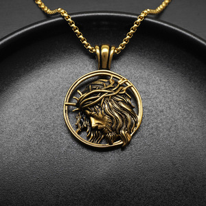 Hip Hop Punk Hollow Jesús tendencia religiosa impermeable Acero inoxidable moda joyería colgante collares para hombres al por mayor 2025 - Product Image 2