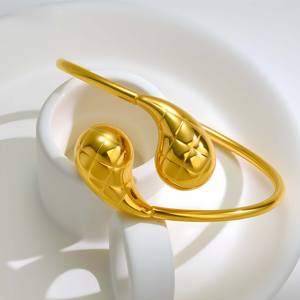 Brazalete Abierto de Acero Inoxidable con Doble Cuentas Martilladas, Diseño Vintage y Personalidad de Moda para Mujer, Chapado en Oro de 18K - Product Image 4