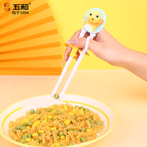 Wuhe Children's Training Chopsticks With Cartoon Design For Toddlers Age 1-2 Years Straight Body Style - Product Image 1