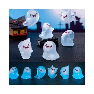 100 Stks/zak 2.6*3.2Cm Groothandel Lichtgevende 3d Halloween Kerst Mini Witte Ghost Hars Bedels Voor Diy Ambachten Poppenhuis Slijm