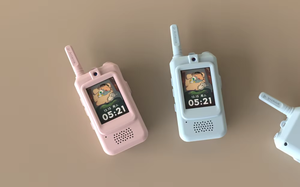 Videoportero para niños, cámara HD, llamada de vídeo y audio bidireccional, batería de 500mAh, carga tipo C, rango de 150-500m para aventuras al aire libre - Product Image 2