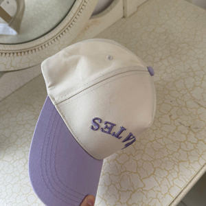 หมวกเบสบอลปักโลโก้ตามสั่ง แบบ unisex ระบายอากาศได้ดี กันน้ำ ปรับขนาดได้ เนื้อผ้านุ่ม ปักลายเรียบง่าย สีทูโทน หมวกกอล์ฟ คละสี - Product Image 4