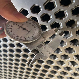 Grille métallique perforée de haute qualité en aluminium, acier inoxydable, galvanisé, résistante à la corrosion, pour soudage - Product Image 2
