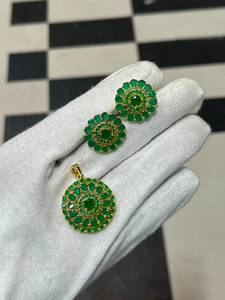 Ensemble de pendentifs en perles Jaipuri plaqués or de créateur |   Bijoux ethniques indiens pour femmes |   Fabricant en gros - Product Image 5