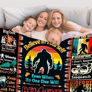 ผ้าห่มฟลานเนล Sunset Bigfoot ผ้าห่มนวม ผ้าห่มงีบหลับ ทนทานต่อการซีดจาง น้ำหนักเบา สำหรับเตียง โซฟา ปรับแต่งลายได้ตามต้องการ รับผลิตแบบ OEM ODM - Product Image 3