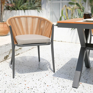 Silla de Comedor Moderna para Exteriores con Brazos, Estructura de Aluminio con Recubrimiento en Polvo, Plegable, Duradera y Estable, para Uso en Hoteles - Product Image 4