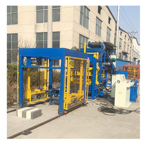 Máquina de Bloques de Cemento QT4-15s de Hongfa, Venta Caliente, Producción en Masa para Fábricas de Ladrillos Estándar de Más de 2000 Metros Cuadrados - Product Image 2