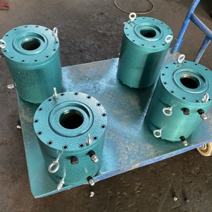 100 250 Ton Hollow 200 300 500 Ton Multi Strand 700 <b>Bars</b> Hydraulic <b>Pump</b> and Cylinder - Product Image 3