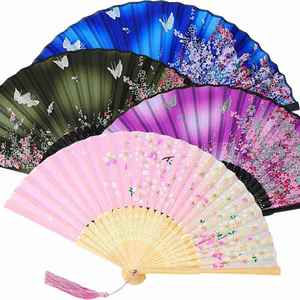 พัดไม้ไผ่พับได้ลายแกะสลักแบบดั้งเดิม งานฝีมือดีไซน์ DS ผ้าไหม สำหรับงานปาร์ตี้ งานแต่งงาน และของขวัญ - Product Image 3