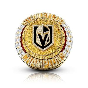 Anello del Campionato dei Cavaliers di Las Vegas <span class=keywords><strong>2023</strong></span>, Anello Geometrico in Lega Dorata, Cappuccio Utilizzabile Come Ciondolo per Collana alla Moda - Product Image 1