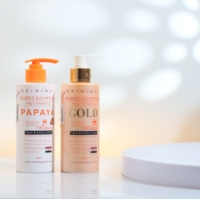 Lotion corporelle éclaircissante Purec Organic Whitening Gold Papaya avec vitamine E 300ml pour le soin des peaux noires, hydratante et éclaircissante pour femmes
