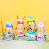 Offre Spéciale 550ml enfants enfants bouteille d'eau pour l'école de voyage en plein air mignon dessin animé Animal bébé avec bandoulière