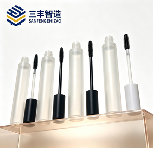 Tube d'emballage vide en LDPE dépoli pour huiles essentielles 10 ml avec bouchon à vis et applicateur à brosse - Product Image 3